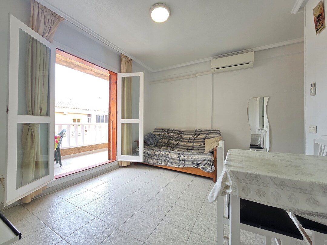 Ático con vistas al mar a 300m de la playa en Acequión, Torrevieja — 3 dorm.