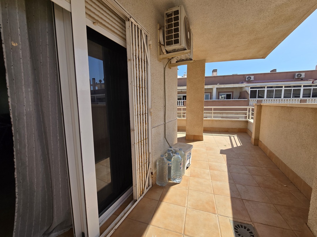 Ático con vistas al mar a 300m de la playa en Acequión, Torrevieja — 3 dorm.