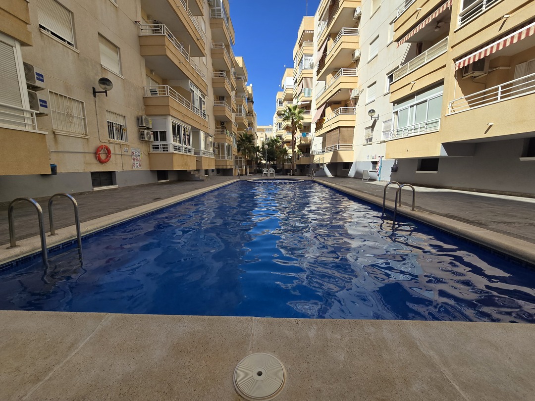 Ático con vistas al mar a 300m de la playa en Acequión, Torrevieja — 3 dorm.