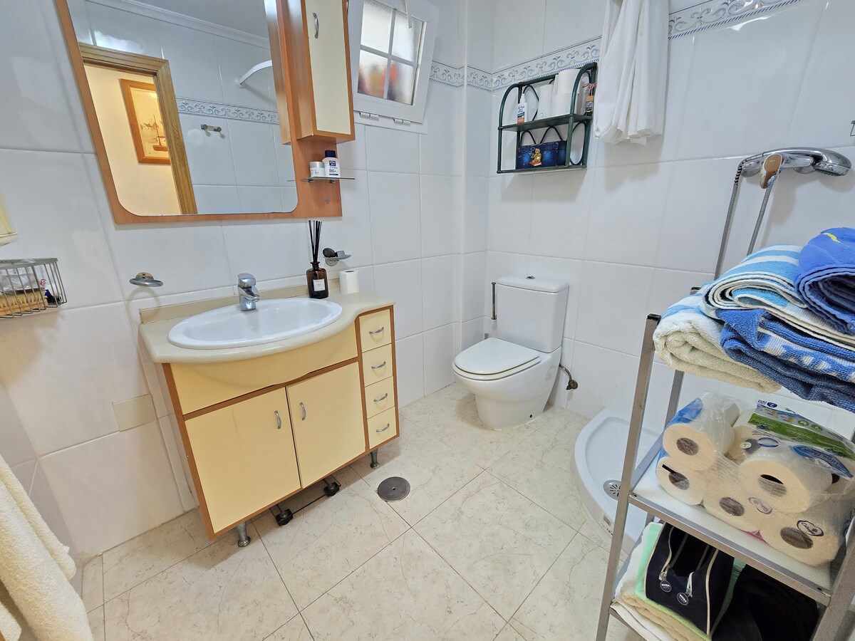 Dúplex con vistas al mar y piscina en Mil Palmeras — 3 dorm. y 119 m²